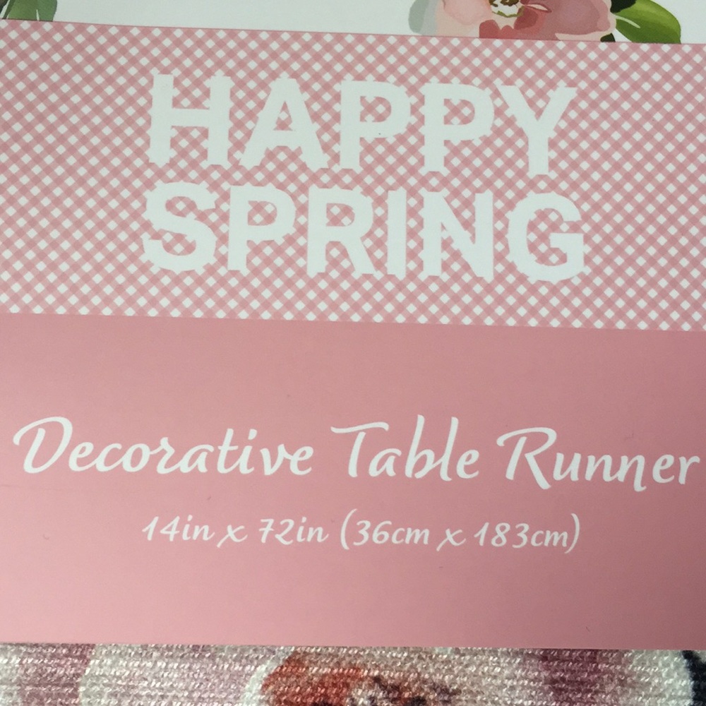 Table runner - Picture 4 of 4